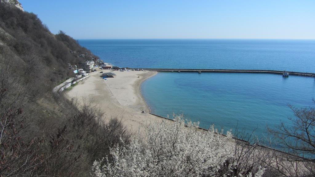 Apartments Bizone Каварна Екстер'єр фото