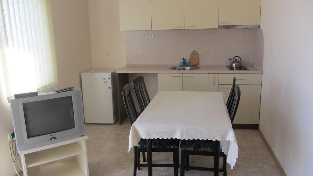 Apartments Bizone Каварна Номер фото