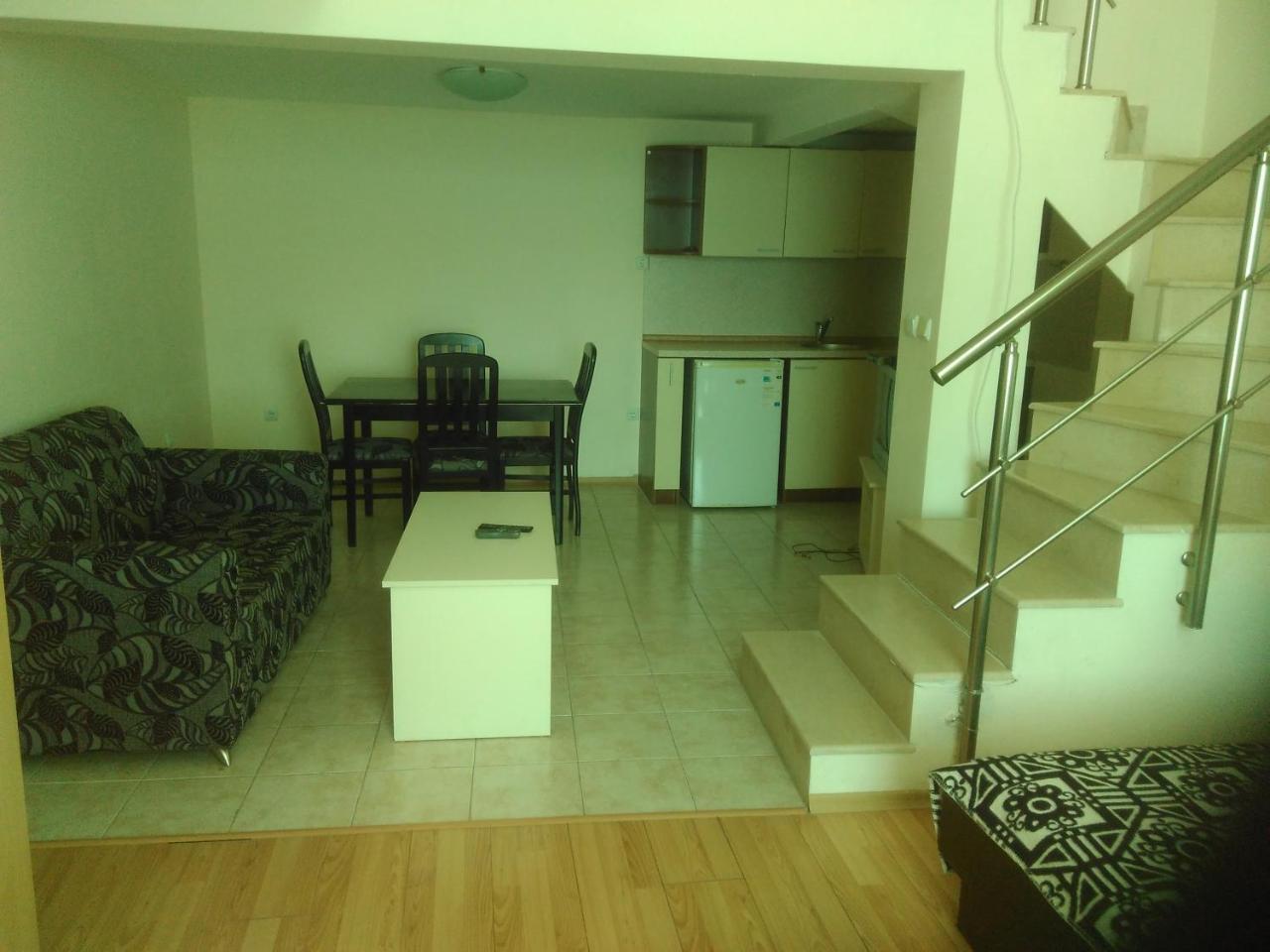 Apartments Bizone Каварна Екстер'єр фото